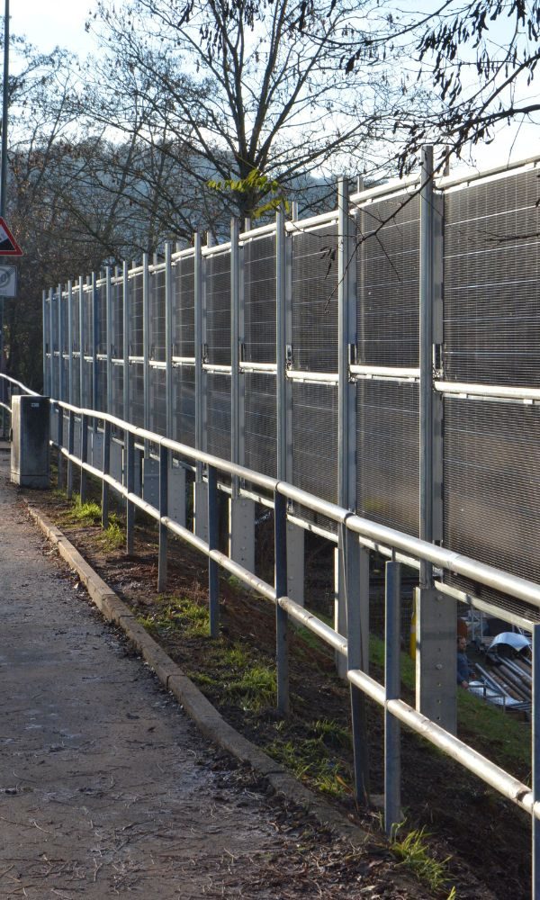 Solarzaun für Unternehmen Ortenberg Stadtwerke Marburg Becker